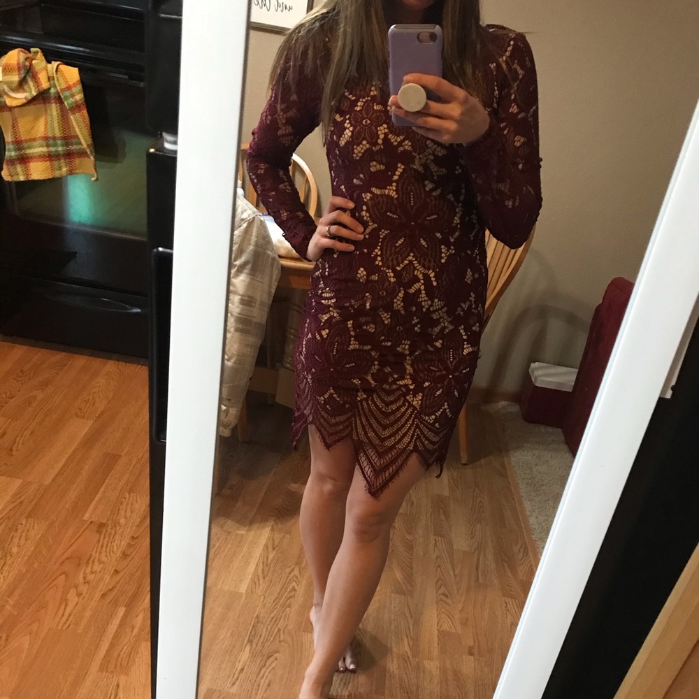 Long sleeve deep red dress